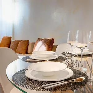 1881 Luxury Appartement Verona